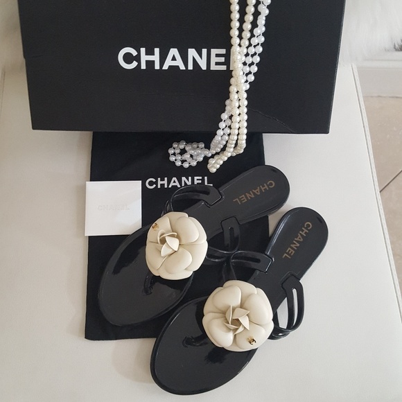 CHANEL Shoes - HP🔥⚡CHANEL SANDALS🔥⚡5/30/18